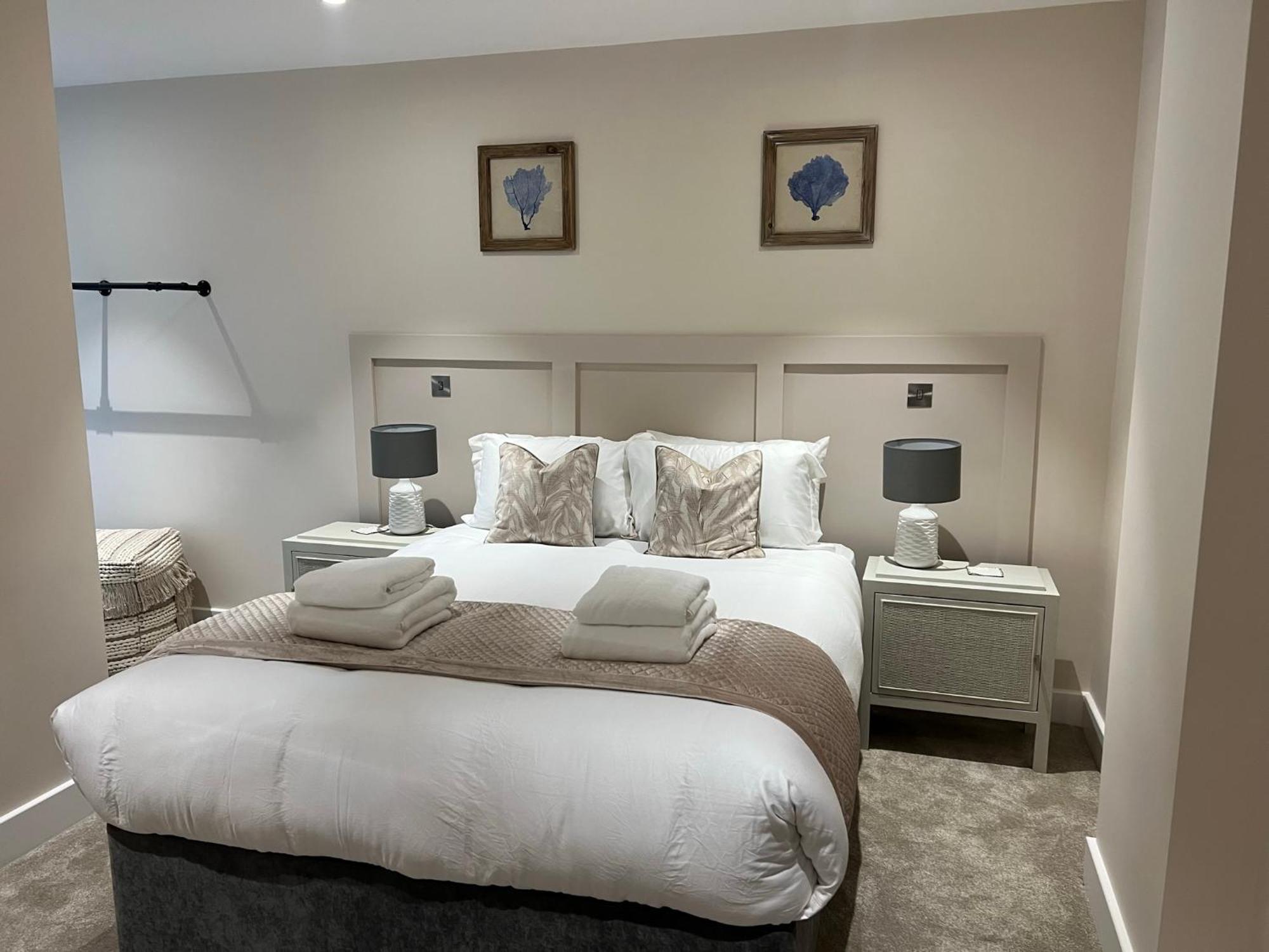 The Monochrome At Ryedale House Apartemen York